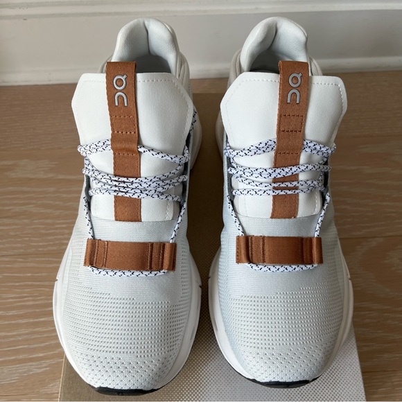 ON Running Cloudnova Women Shoes Size 8.5 White Pearl - Picture 12 of 12